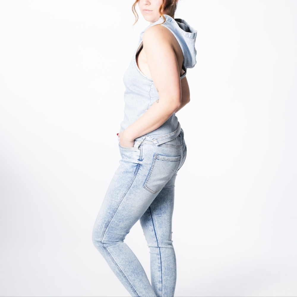 NWT Love Trends Eco-Friendly Acid Wash Sleeveless Denim Hoodie Top - Size S